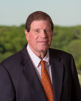 Headshot of Estate Planning and Estate Administration Lawyer Gene Raymer